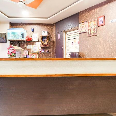 Hotel O Super Guest House Ahmedabad Exterior foto