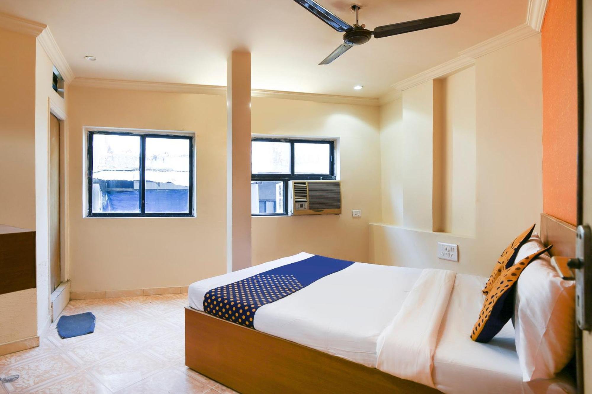 Hotel O Super Guest House Ahmedabad Exterior foto